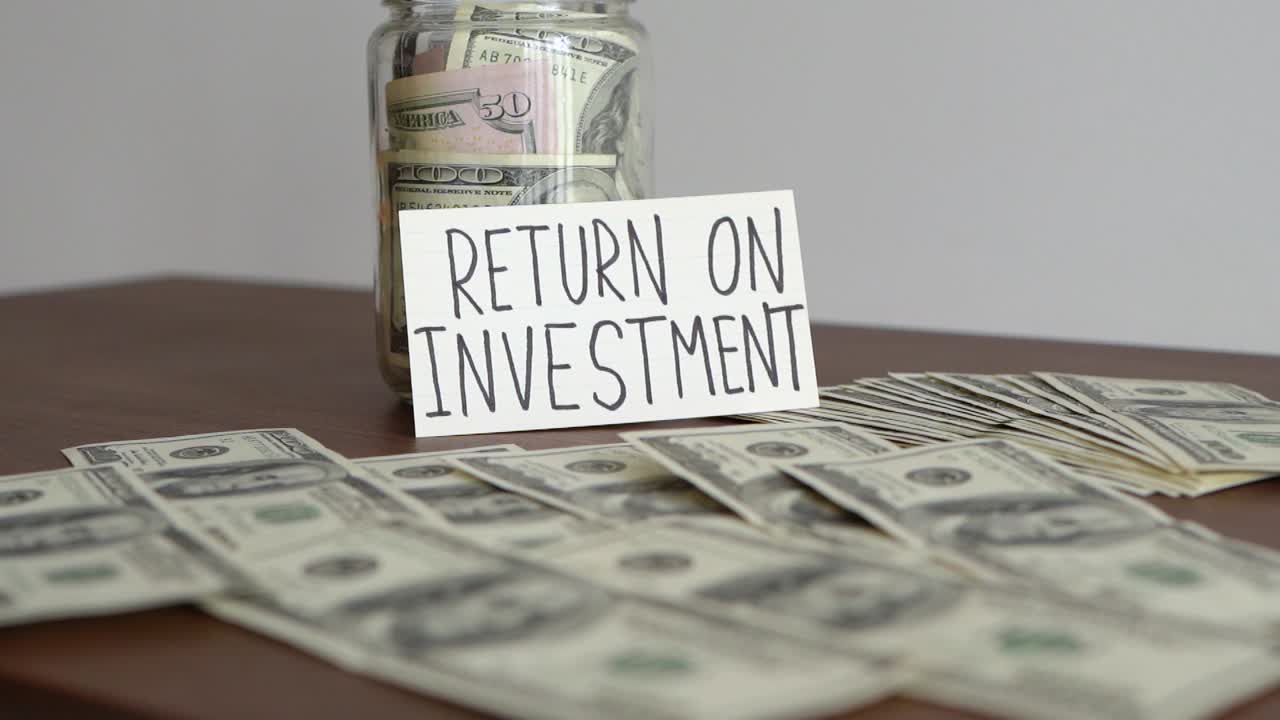 Concept of positive good return of investment