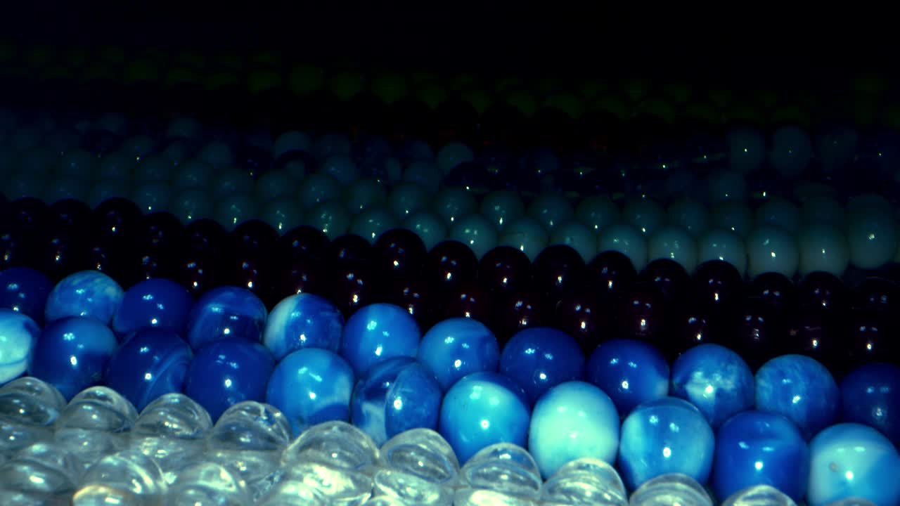 이슬람의 상징, 예배에 사용되는 다채로운 구슬