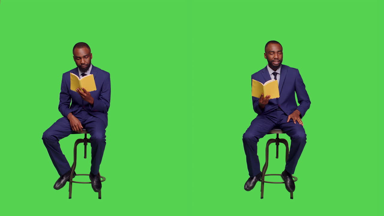 O homem de terno lendo um livro