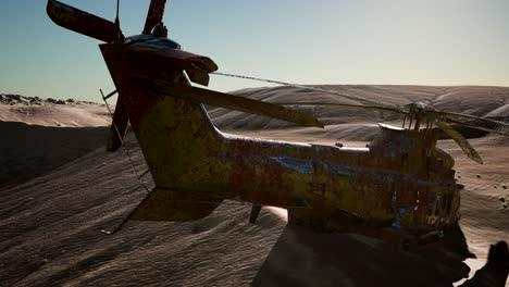 Old-Rusted-Military-Helicopter