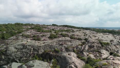 El-Dron-De-La-Cumbre-De-Kungsklyftan-Vuela-Lejos