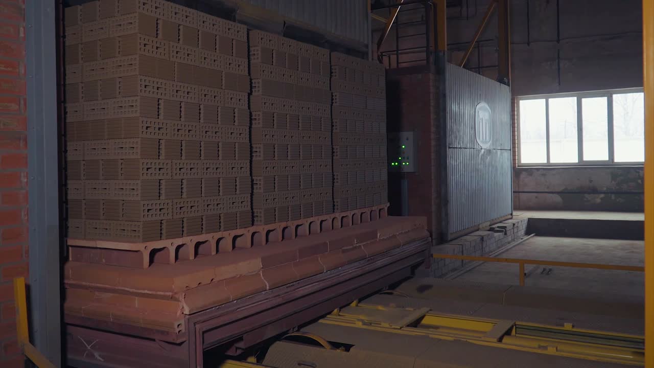 오븐에서 벽돌 생산 과정