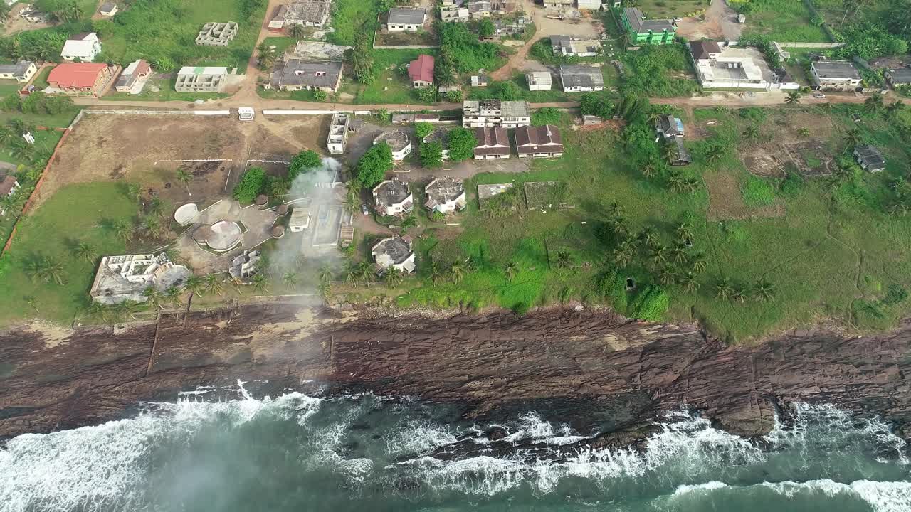 영상 이름의 제목 번호를 사용하여 같은 위치에서 다른 각도에서 촬영된 비슷한 영상을 찾을 수 있습니다.