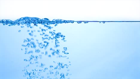 Close-up-water-in-slow-motion