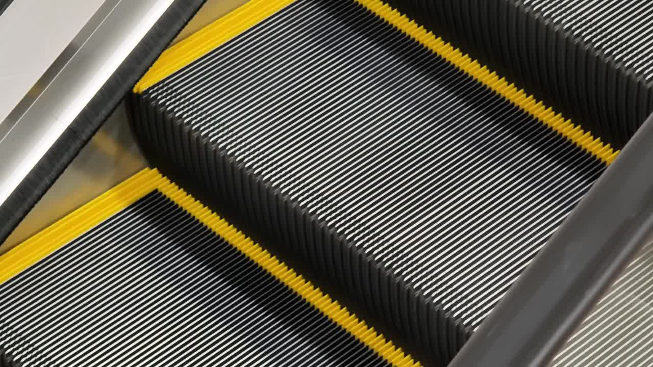 에스컬레이터 클로즈업