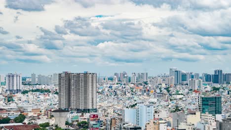 Saigon---Lapso-De-Tiempo-De-Día-De-Un-Sinfín-De-Edificios-A-Medida-Que-Pasan-Las-Nubes---Vista-Alta-Y-Amplia,-Sureste---Vietnam,-Ciudad-Ho-Chi-Minh