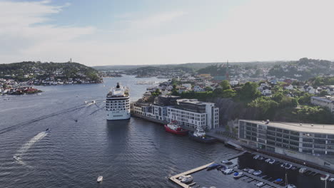 Cruise-Ship-And-Boats-Docked-Near-Harbor-In-Arendal,-Norway