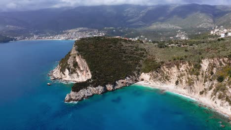 Weitwinkel-Drohnenaufnahme-Filikuri-Strandküste-Von-Albanien