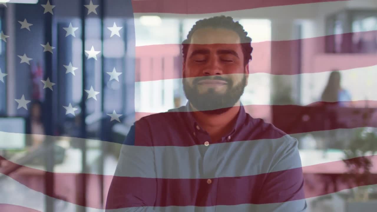 미소 짓는 아프리카계 미국인 남성 위에 미국 국기의 애니메이션