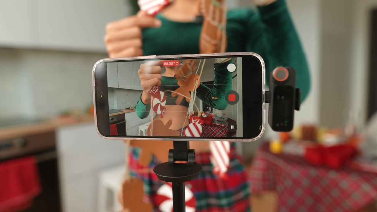 Vlogging Christmas Gingerbread Decorations