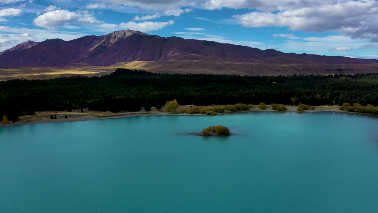 эпическая съемка с дрона озеро руатанива маккензи бассейн новая зеландия южный остров