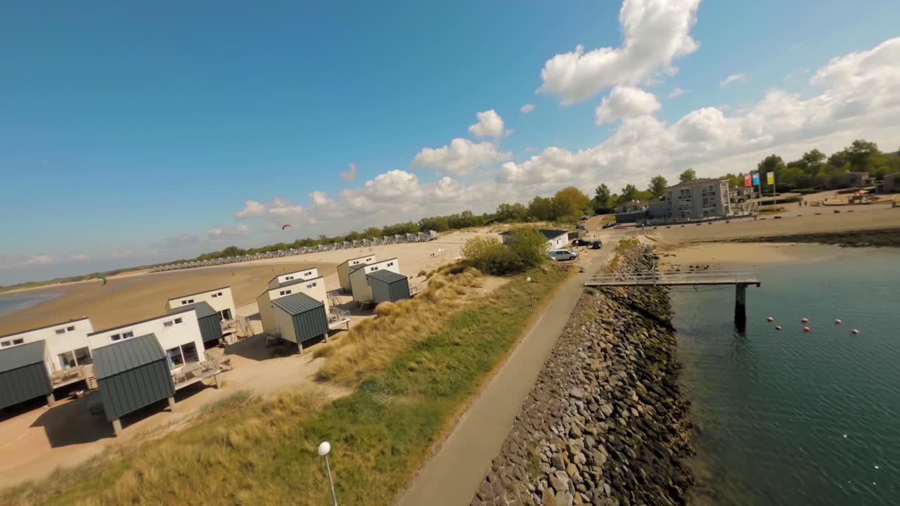 Hospitable and sunny piece of paradise on the sandy shores of the turquoise north sea