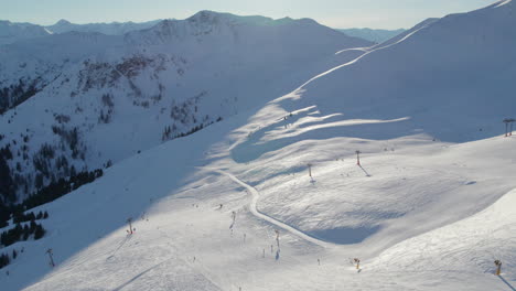 Skigebiet-In-Saalbach-Hinterglemm,-Österreich---Luftpanorama