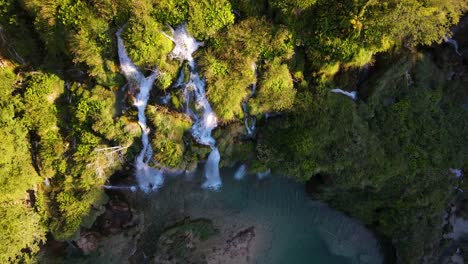 Drone-Aéreo-Del-Parque-Nacional-De-Croacia-Plitvice-7.mp4