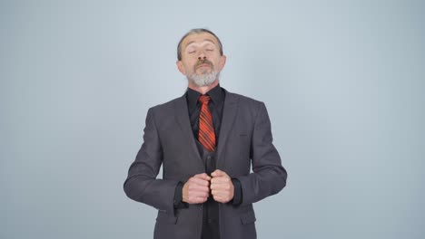 un hombre de negocios cansado.