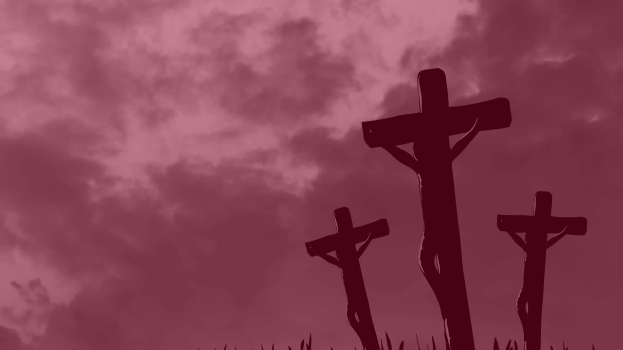 하늘의 구름에 맞서 십자가에 십자가를 찍은 천둥 효과의 디지털 구성