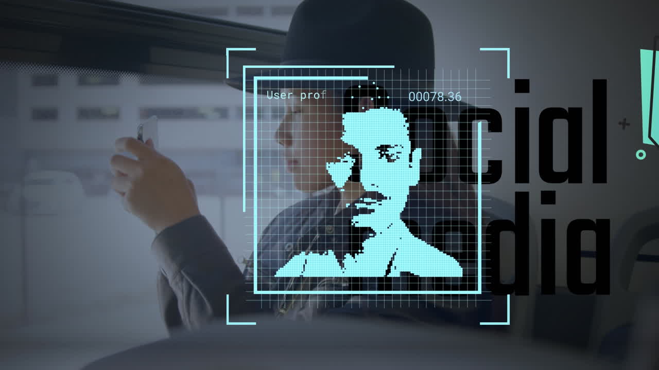 animación de fotos de las redes sociales sobre una mujer biracial usando un teléfono inteligente en el autobús