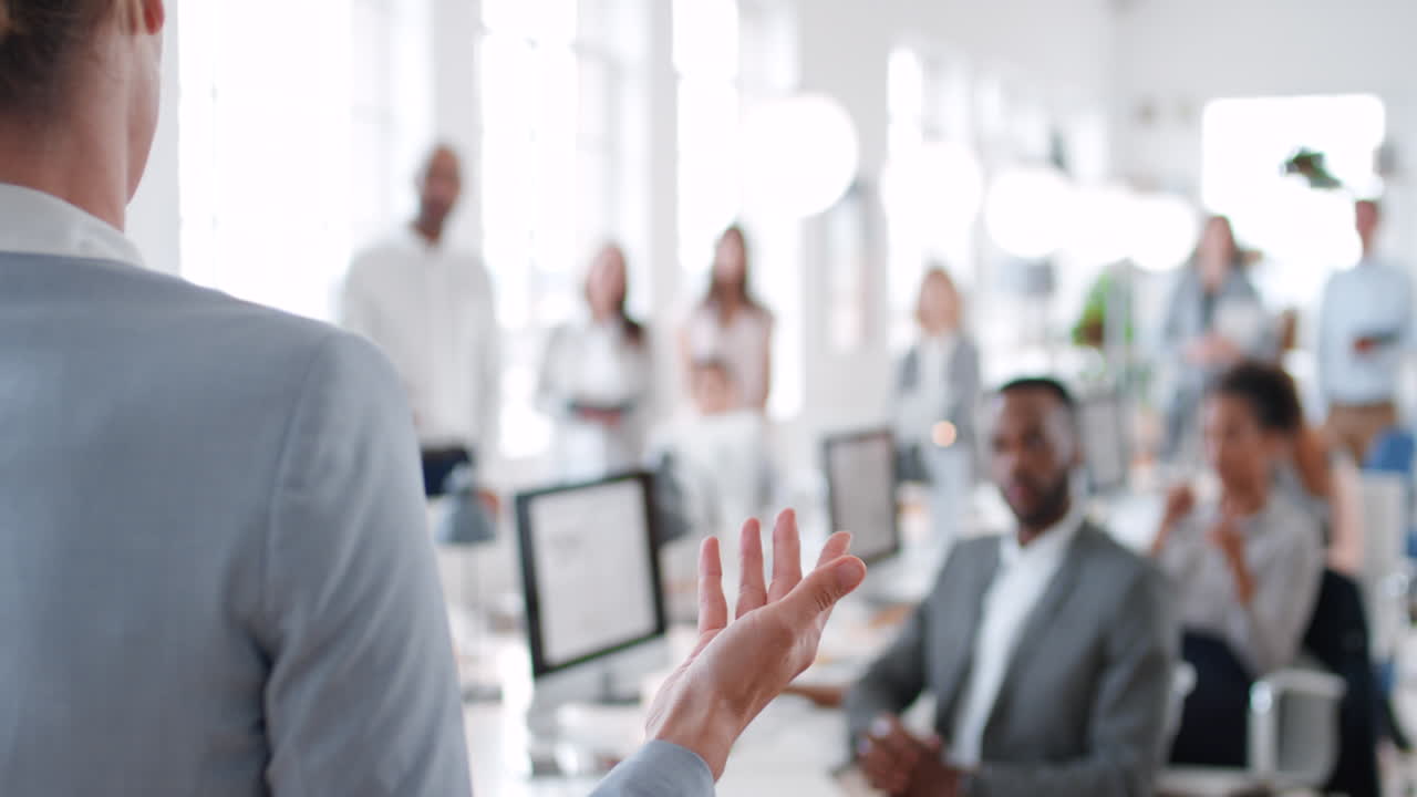 리더십, 프레젠테이션, 관객과 함께하는 여성