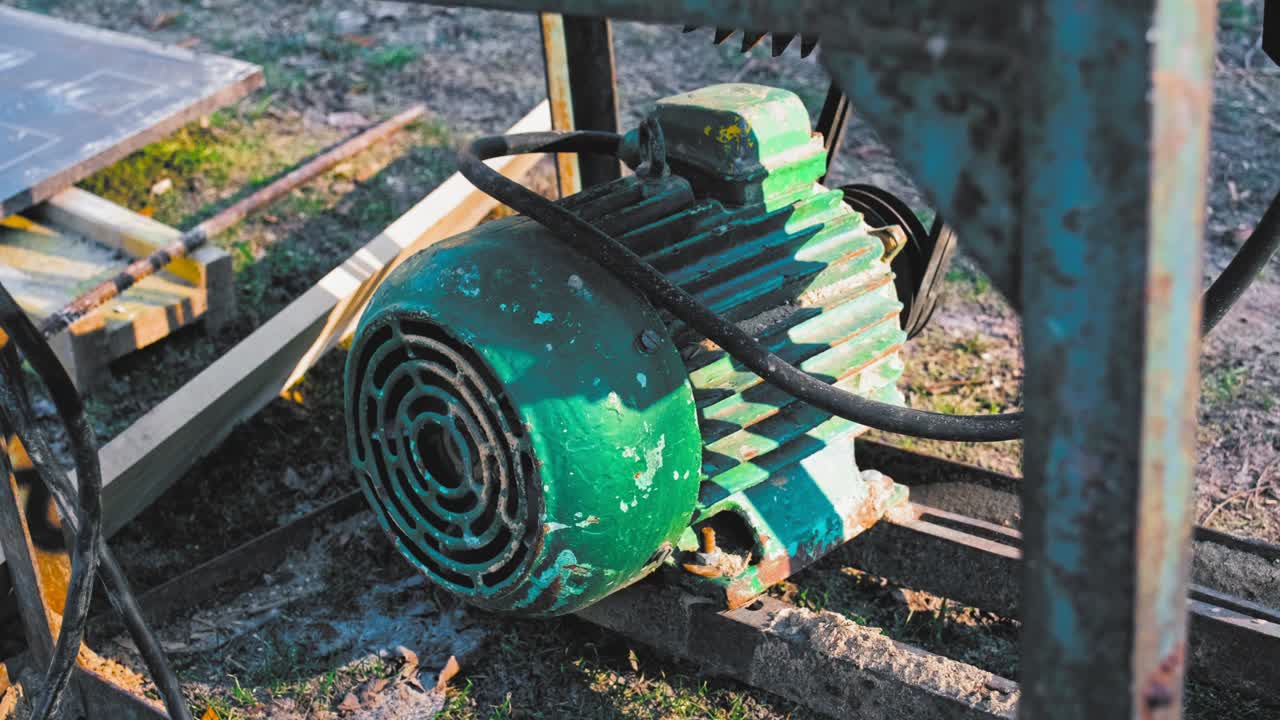 высокая мощность и крутящий момент электрический двигатель питания наружной столовой пилы