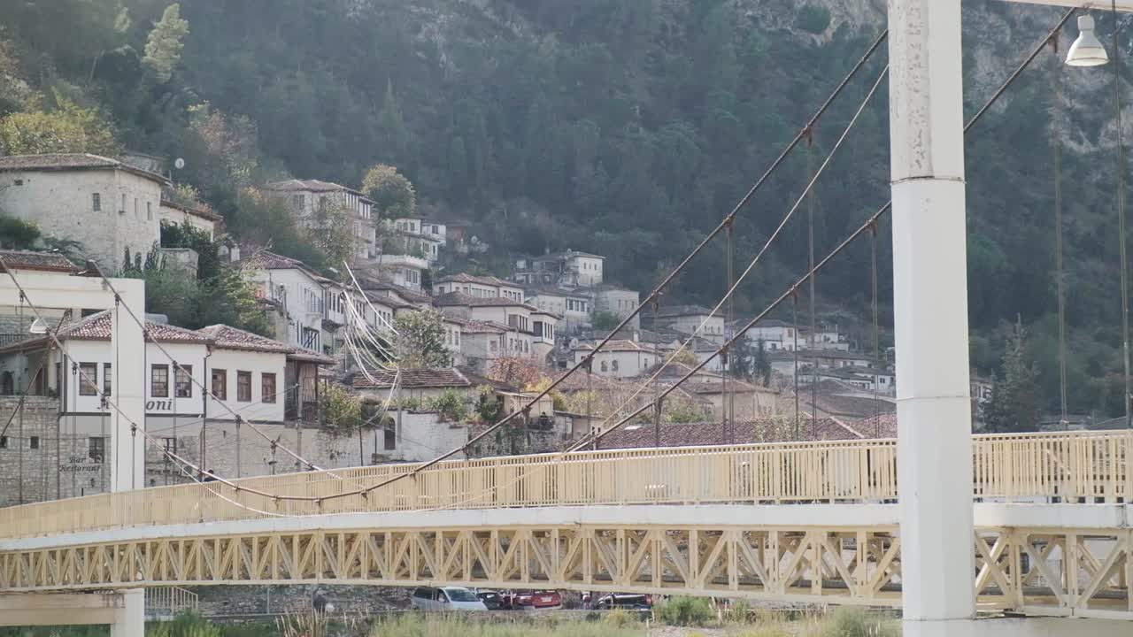 베라트, 알바니아 - 베라트, 천 개의 창 도시 및 알바니아의 유네스코 세계 문화 유산