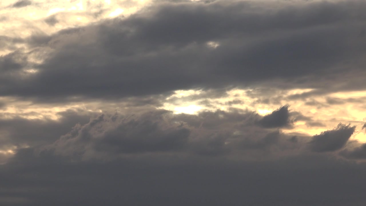 Dramatic Sunset Clouds Moving Across the Sky