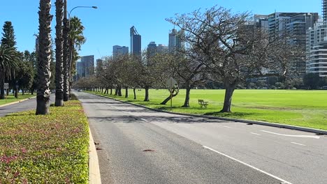 riverside drive perth without cars