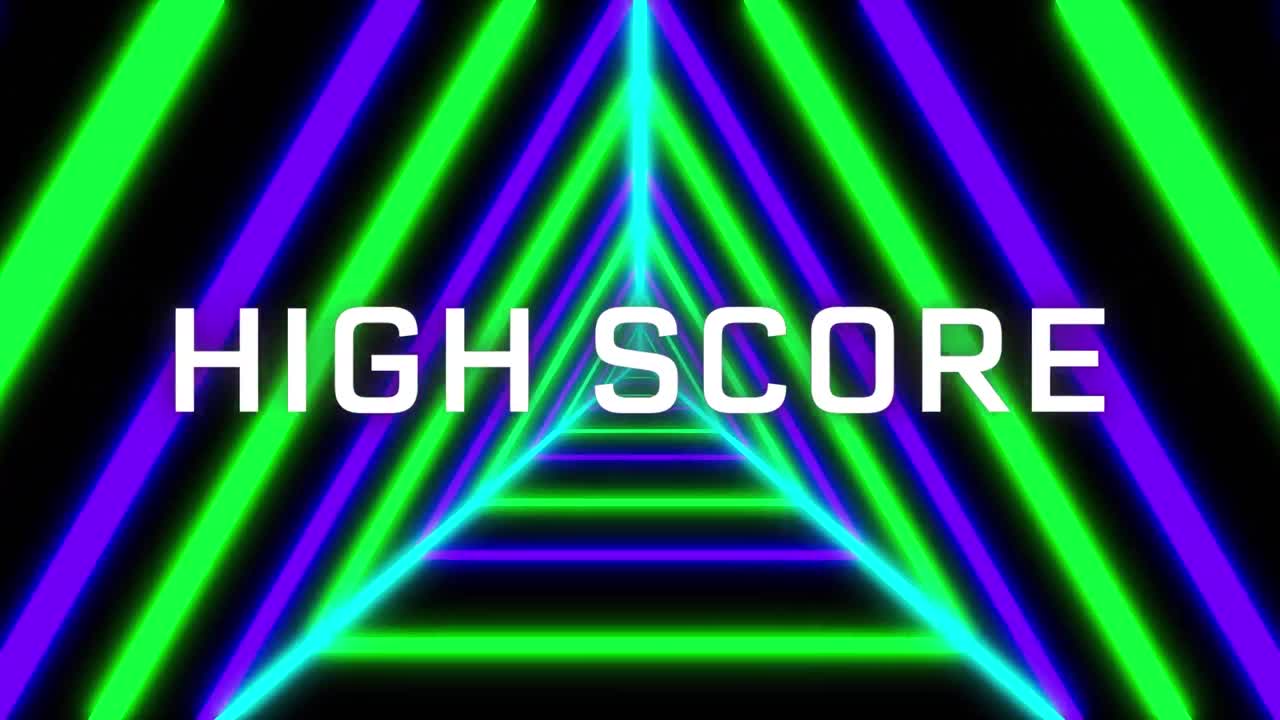 animación de texto de alta puntuación sobre formas en movimiento sobre fondo negro