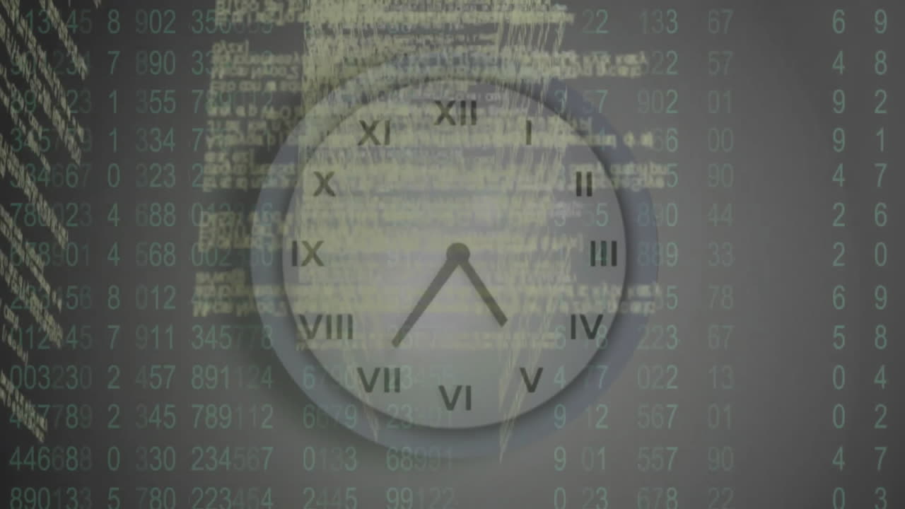 reloj con números romanos sobre datos digitales y animación de codificación binaria