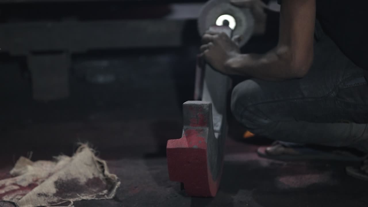 fundición de hierro fundido en fundición - vista horizontal, fabricante de acero