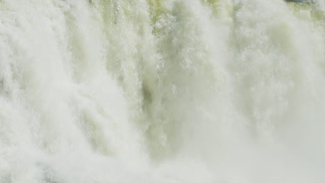 Close-up-shot-of-the-rapids-of-Dawson-Falls,-Canada