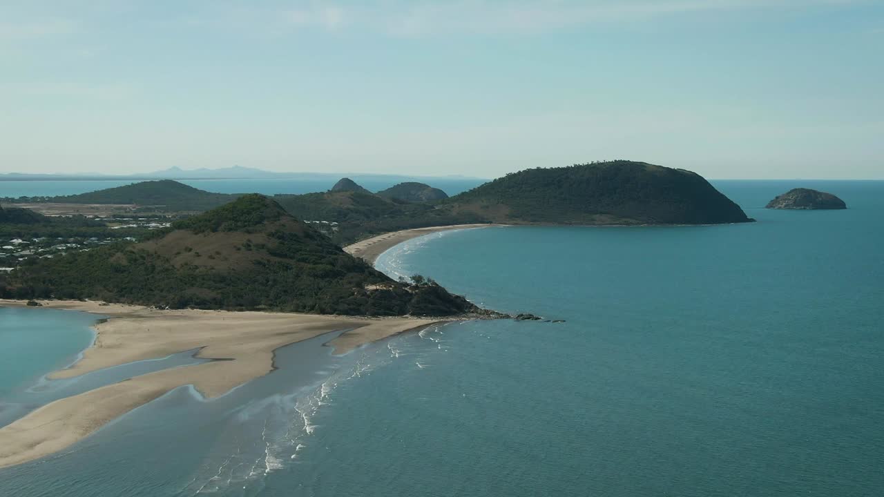 Giornata con drone sulla Costa del Capricorno - HD