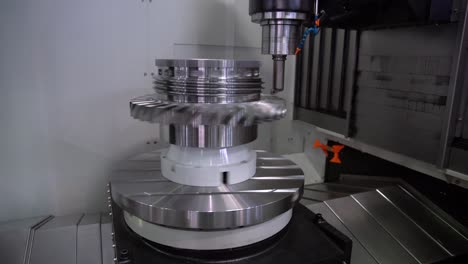 máquina de fresado cnc para el trabajo de metales.