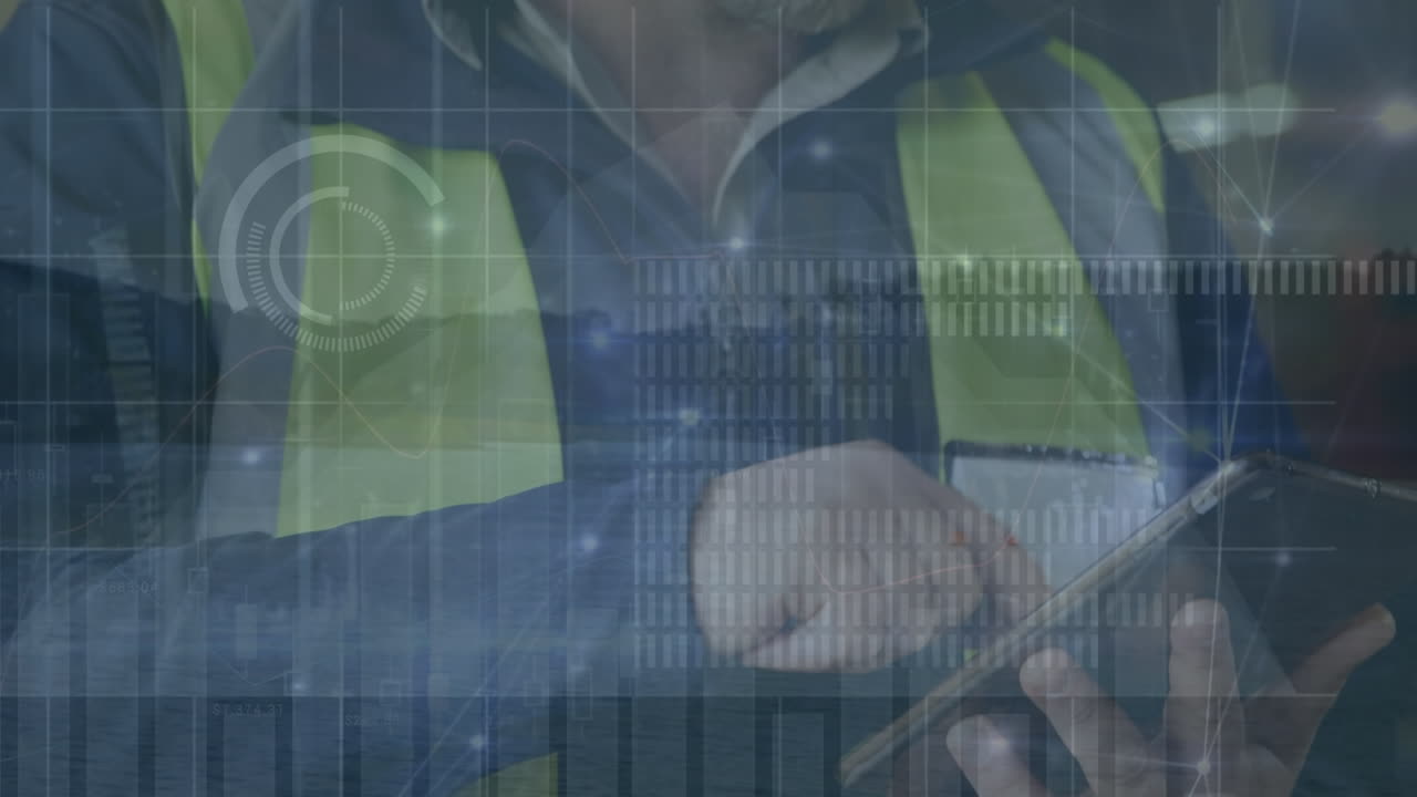 animación del procesamiento de datos sobre un hombre caucásico usando una tableta