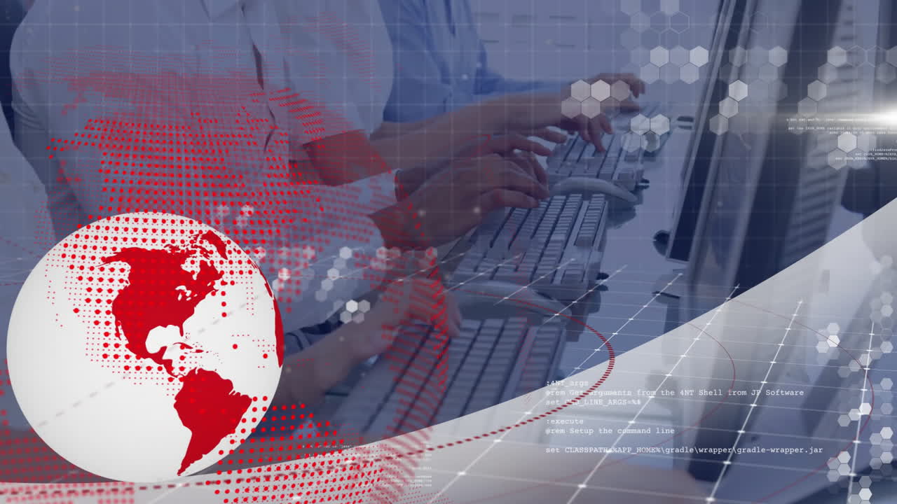 animación del globo y procesamiento de datos sobre diversas personas de negocios que utilizan computadoras