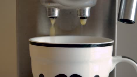 primer plano de preparación de café