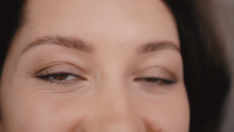 primer plano de la cara de una mujer