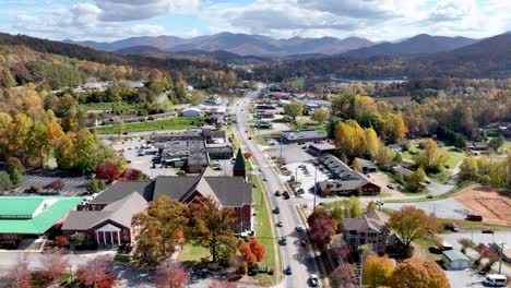 aerial hiawassee georgia pullout from town