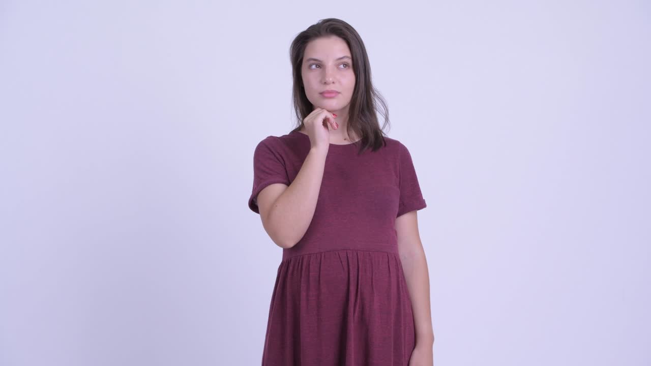 feliz joven hermosa mujer embarazada