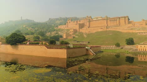 Amer-Fort-is-a-fort-located-in-Amer,-Rajasthan,-India.-Located-high-on-a-hill,-it-is-the-principal-tourist-attraction-in-Jaipur.