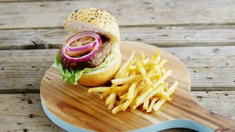 Hamburger-and-french-fries-on-table