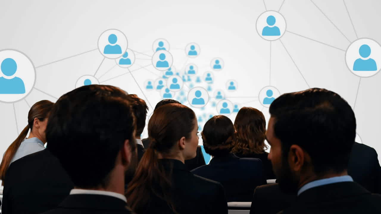 프로필 아이콘을 보는 사업가