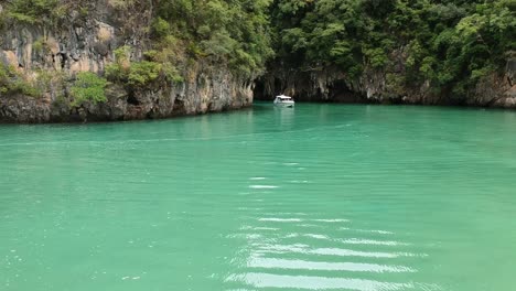 Drone-footage-of-Hong-island-lagoon-with-boats-navigating-trough-3