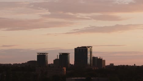 paisaje urbano urbano paisaje puesta de sol naranja timelapse