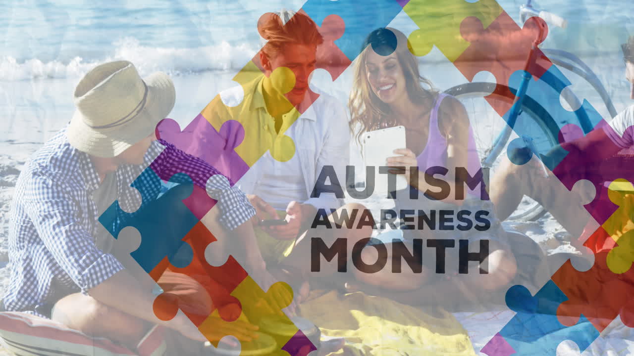 여름 해변 파티에서 행복한 친구들 위에 다채로운 퍼즐 조각과 자폐증 텍스트의 애니메이션