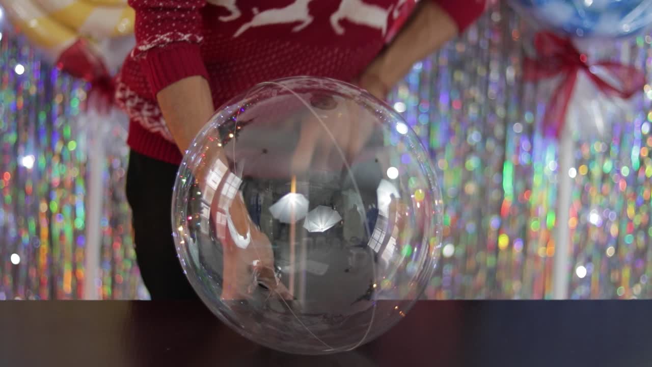 decoración de la temporada de navidad hecha a mano en un estudio diy con fondo decorado