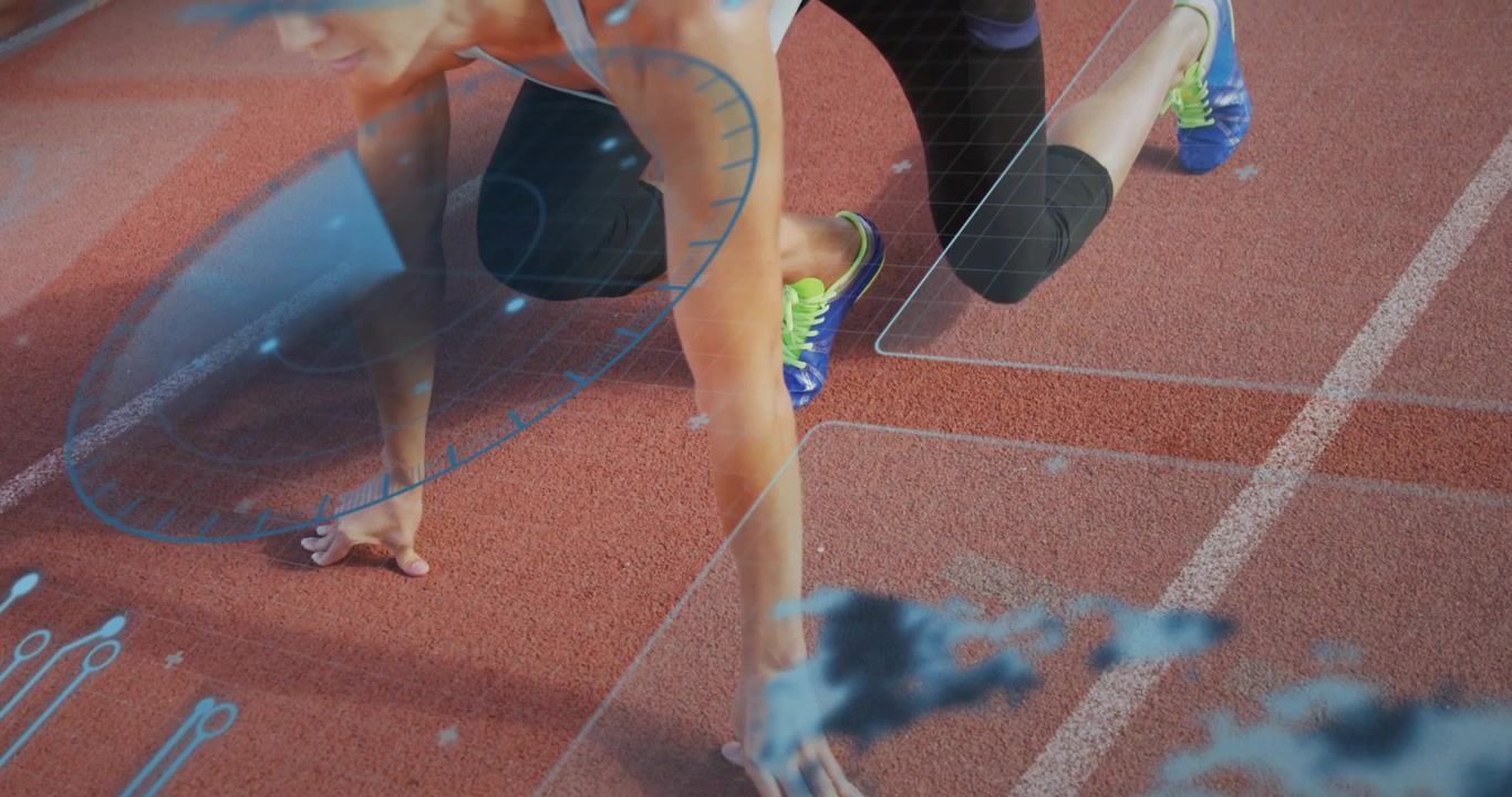 Atleta donna che alza la testa iniziando uno sprint in pista, con un'interfaccia tecnologica sportiva che traccia il movimento
