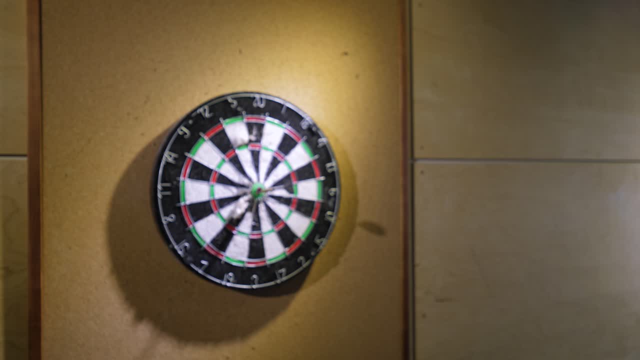 다트가 붙어 있는 다트보드