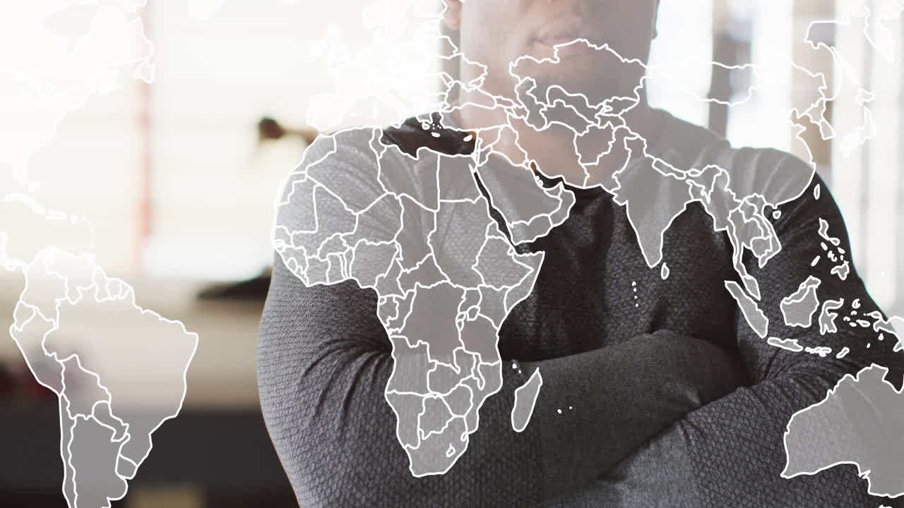 animación del mapa del mundo sobre hombre afroamericano en forma en el gimnasio de boxeo