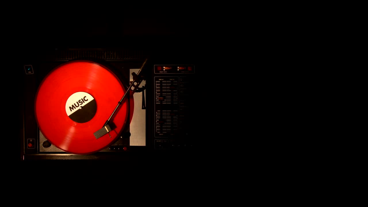 턴테이블에 비닐 레코드. 꼭대기 뷰 클로즈업.