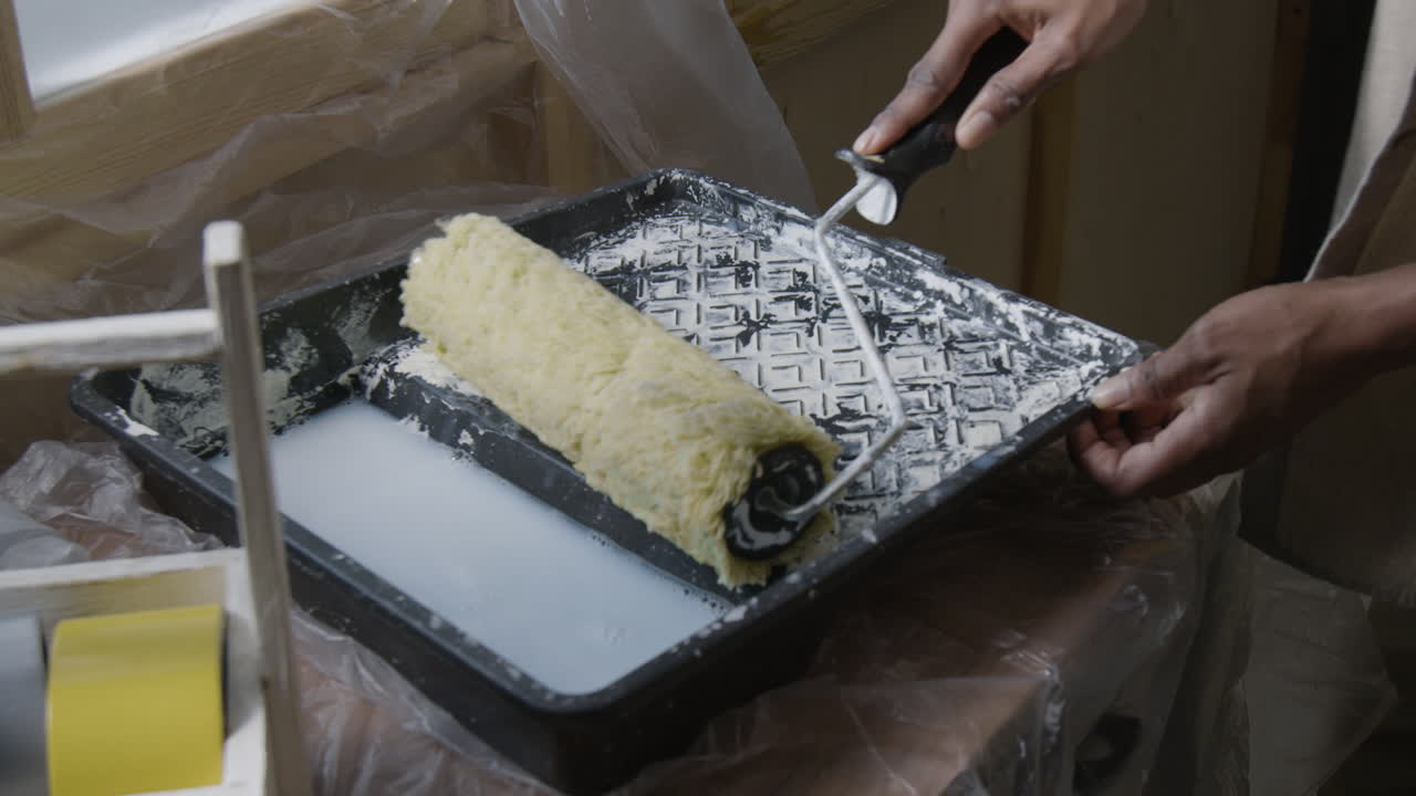 Painting with a Roller: DIY Home Improvement